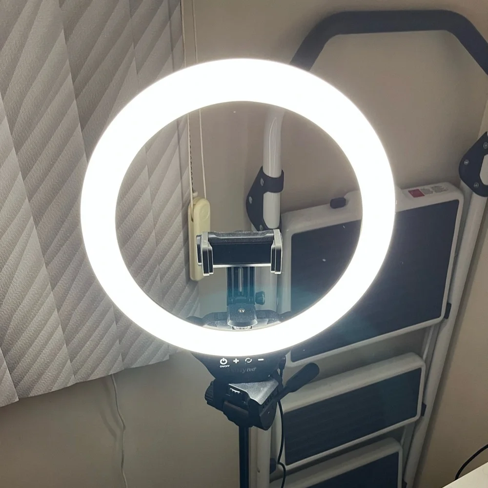 Ring light